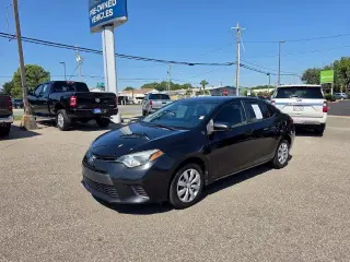 Toyota Corolla 2015 LE 4p Sedan