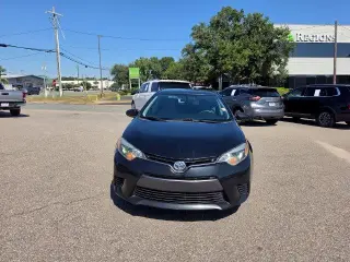 Toyota Corolla 2015 LE 4p Sedan