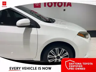 Toyota Corolla 2015 LE 4p Sedan
