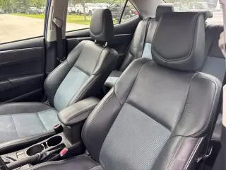 Toyota Corolla 2014 S 4dr Sedan