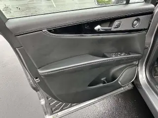 Lincoln Nautilus 2023 AWD Reserve 4dr SUV