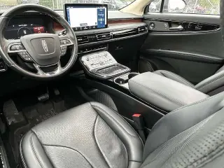 Lincoln Nautilus 2023 AWD Reserve 4dr SUV