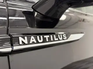 Lincoln Nautilus 2023 AWD Reserve 4dr SUV