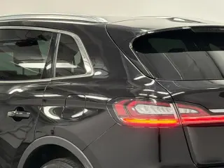 Lincoln Nautilus 2023 AWD Reserve 4dr SUV