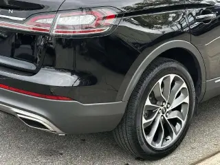 Lincoln Nautilus 2023 AWD Reserve, SUV de 4 puertas