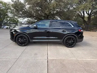 Lincoln Nautilus 2023 Reserve 4dr SUV