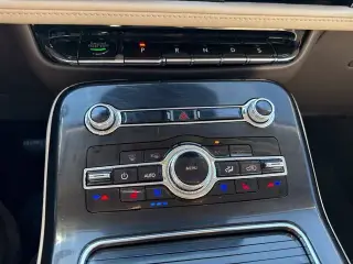 Lincoln Nautilus 2022 Reserve 4p SUV