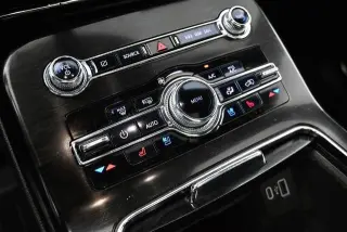 Lincoln Nautilus 2023 Reserve 4dr SUV