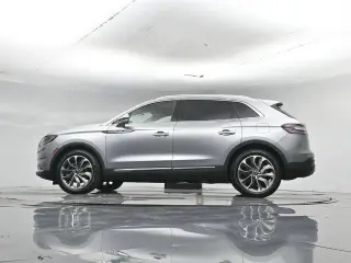 Lincoln Nautilus 2023 Reserve 4dr SUV