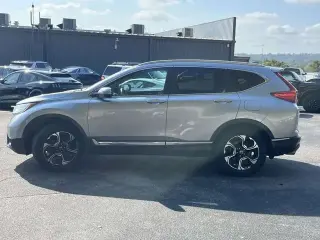 Honda CR-V 2018 Touring 4dr SUV