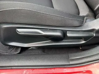 Honda Civic 2020 LX 4dr Sedán CVT
