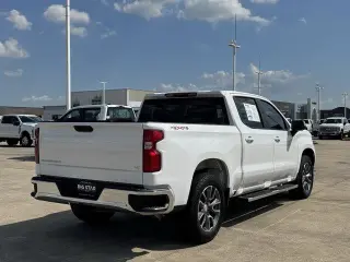 Chevrolet Silverado 1500 2024 4x4 LT 4dr Crew Cab 5.8 ft. SB w/1LT