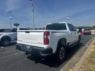 Chevrolet Silverado 2500HD 2022 4x4 Custom 4p Crew Cab SB