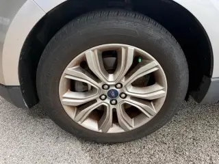 Ford Edge 2020 AWD Titanium 4dr Crossover
