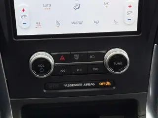 Ford Edge 2023 AWD Titanium 4p Crossover