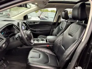 Ford Edge 2023 AWD Titanium 4p Crossover