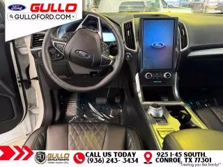 Ford Edge 2023 AWD Titanium 4dr Crossover