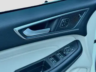 Ford Edge 2024 AWD Titanium 4p SUV