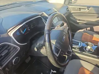 Ford Edge 2018 SEL 4dr Crossover