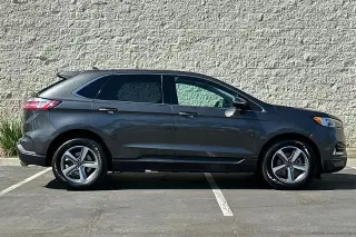 Ford Edge 2019 SEL 4dr Crossover