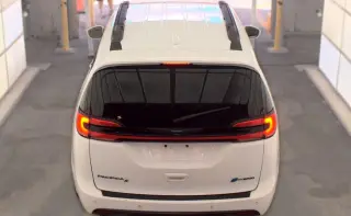 Chrysler Pacifica Hybrid 2021 Touring L 4dr Mini-Van