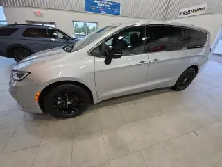Chrysler Pacifica 2026 Limited 4dr Mini-Van