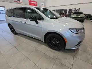 Chrysler Pacifica 2026 Limited 4dr Mini-Van