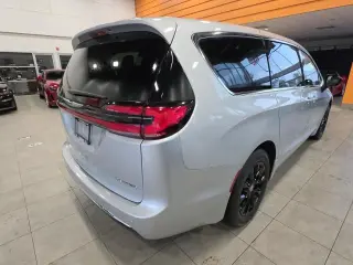 Chrysler Pacifica 2026 Limited 4dr Mini-Van