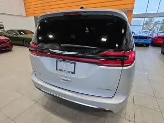 Chrysler Pacifica 2026 Limited 4dr Mini-Van