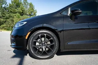 Chrysler Pacifica 2025 Limited 4dr Mini-Van