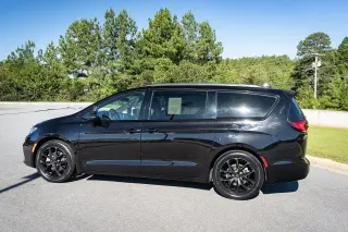 Chrysler Pacifica 2025 Limited 4dr Mini-Van