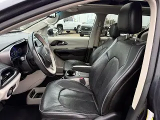 Chrysler Pacifica 2019 Limited 4dr Minivan