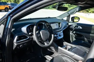 Chrysler Pacifica 2025 Limited 4dr Minivan