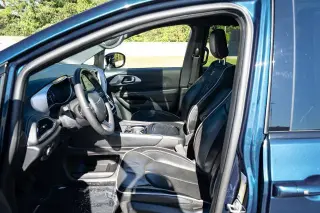 Chrysler Pacifica 2025 Limited 4dr Minivan