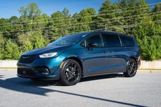 Chrysler Pacifica 2025 Limited 4dr Minivan