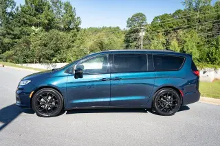Chrysler Pacifica 2025 Limited 4dr Minivan