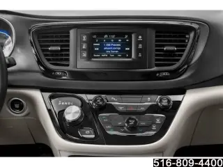 Chrysler Pacifica 2019 Touring Plus 4dr Mini-Van