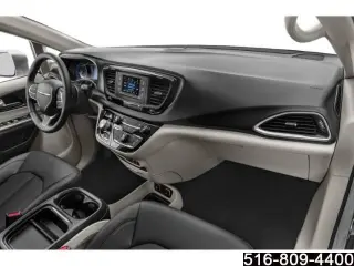 Chrysler Pacifica 2019 Touring Plus 4dr Mini-Van