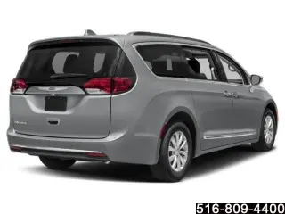 Chrysler Pacifica 2019 Touring Plus 4dr Mini-Van
