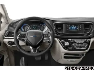 Chrysler Pacifica 2019 Touring Plus 4dr Mini-Van