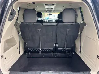 Chrysler Town and Country 2016 Touring-L 4dr Mini-Van