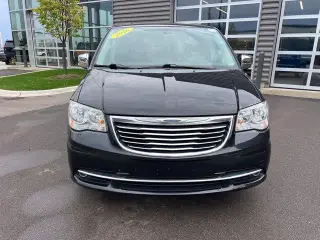 Chrysler Town and Country 2016 Touring-L 4dr Mini-Van