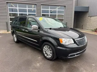 Chrysler Town and Country 2016 Touring-L 4dr Mini-Van