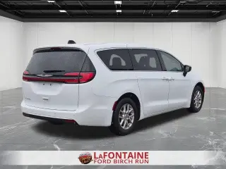 Chrysler Pacifica 2025 Select 4dr Mini-Van