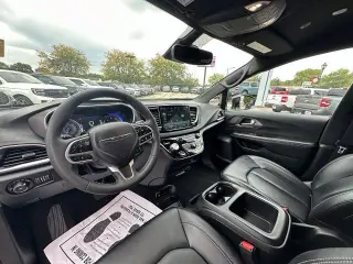 Chrysler Pacifica 2026 Select 4dr Mini-Van