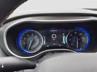 Chrysler Pacifica 2025 Select 4p Minivan