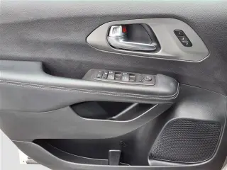 Chrysler Pacifica 2025 Select 4p Minivan