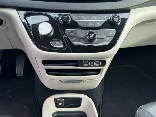 Chrysler Pacifica 2024 Touring L 4dr Mini-Van