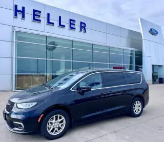 Chrysler Pacifica 2025 Select 4p Minivan