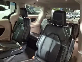 Chrysler Pacifica 2024 Touring L 4p Mini-Van